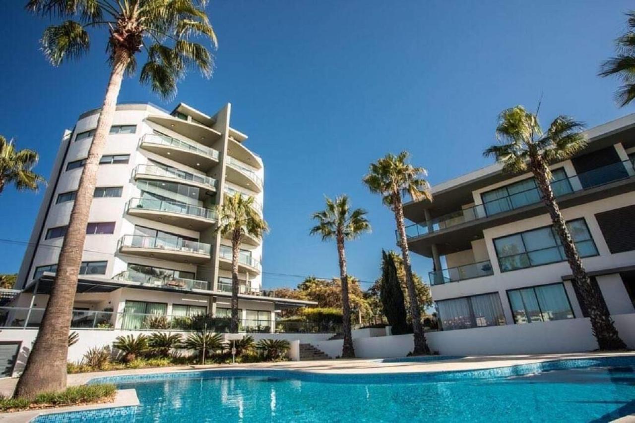 Apartamentos Cavalo Preto Beach Resort كوارتيرا المظهر الخارجي الصورة