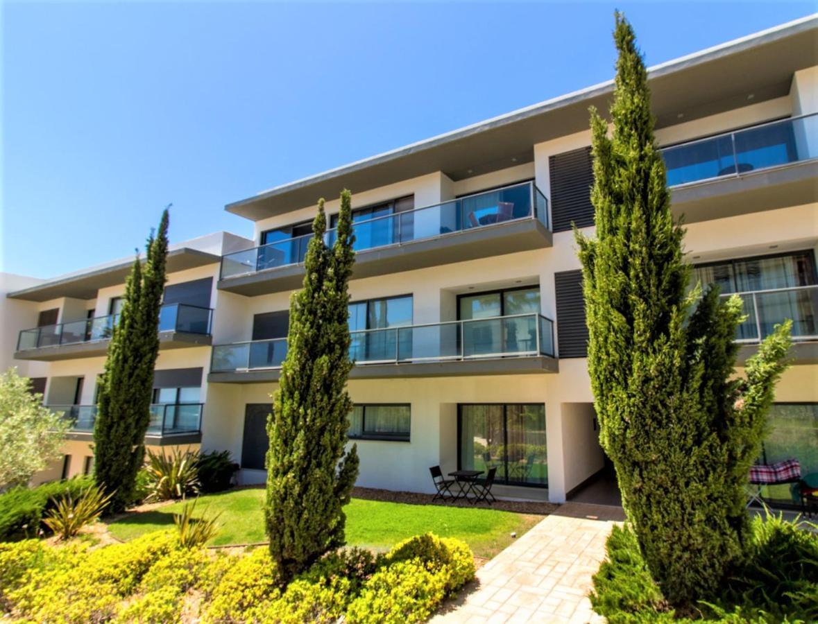 Apartamentos Cavalo Preto Beach Resort كوارتيرا المظهر الخارجي الصورة